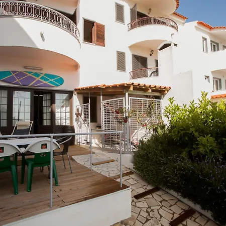 Chill Hill & Private - Peach Garden Hostel *