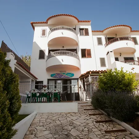 Chill Hill & Private - Peach Garden Hostel