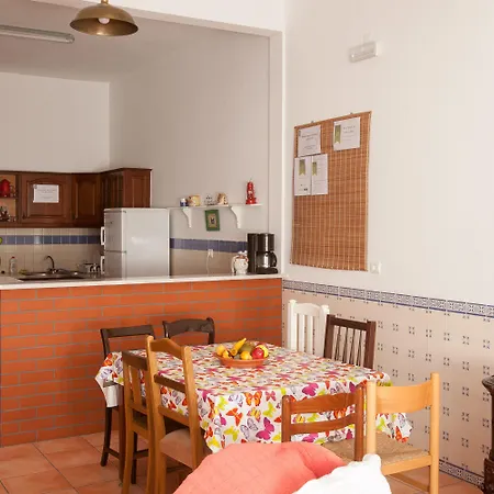 بيت شباب Chill Hill & Private - Peach Garden إيريسييرا
