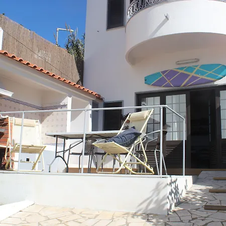 Chill Hill & Private - Peach Garden Hostel Ericeira