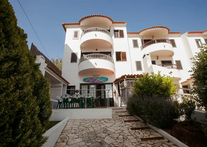 Chill Hill & Private - Peach Garden Hostel